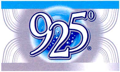 925