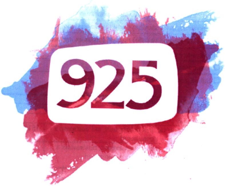 925