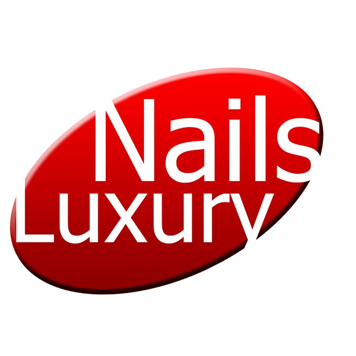 nails luxury
