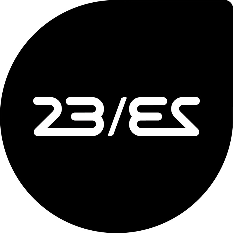 23/23
