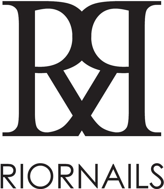 riornails