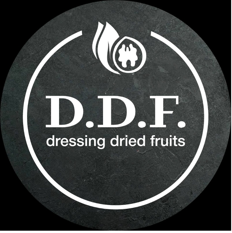 dressing dried fruits