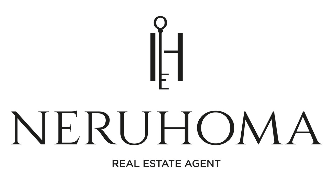 real estate agent