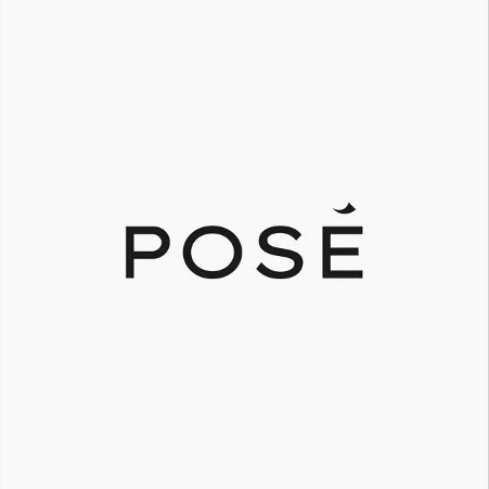 pose