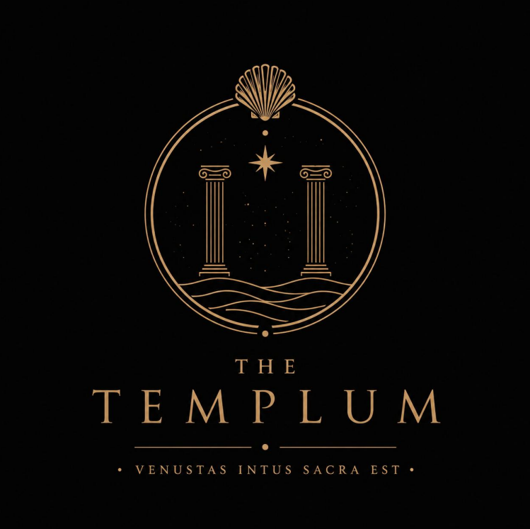 venustas intus sacra est